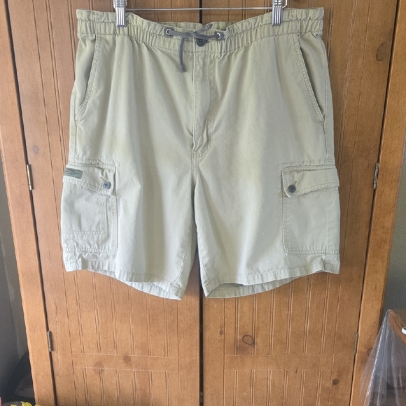 081 Eddie Bauer Light Tan Cargo Shorts - Picture 1 of 9